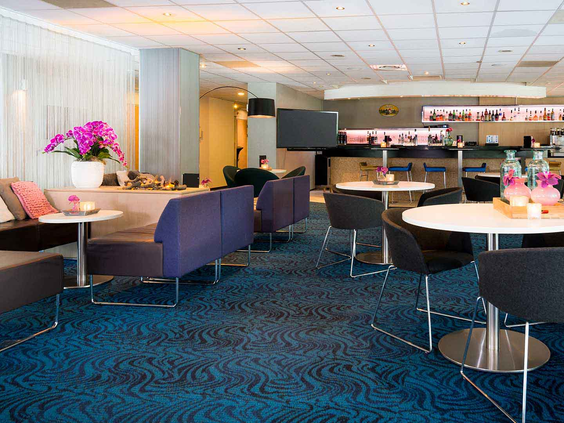 Novotel-Hotel-Maastricht-Lobby-en-bar.jpg
