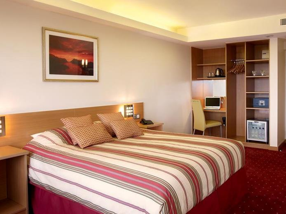 St.Giles Hotel