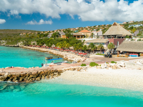 Coral Estate Luxury Resort