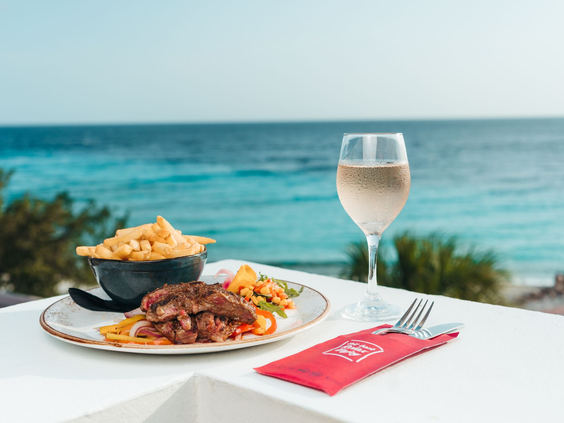 Coral Estate Luxury Resort