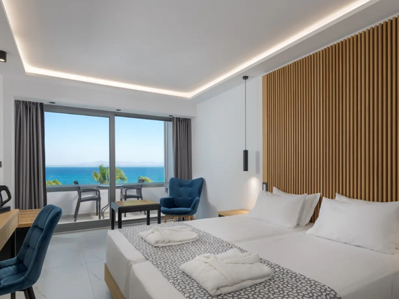Oceanis Beach