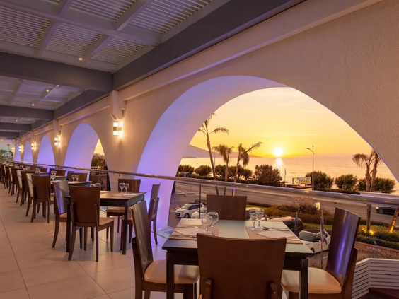 Oceanis Beach