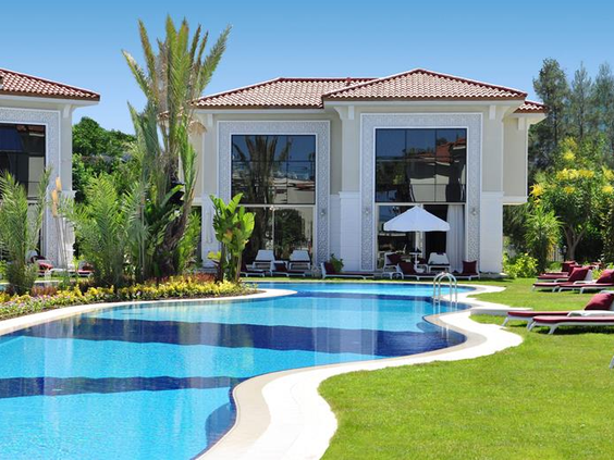 Paloma Oceana Resort