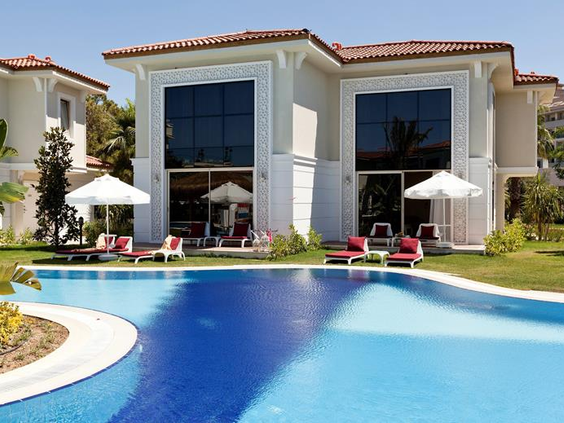 Paloma Oceana Resort
