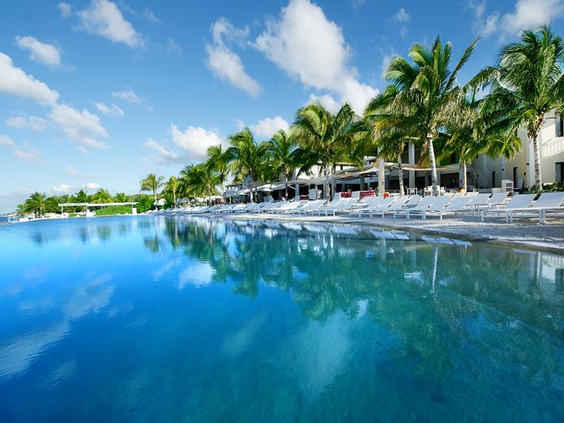 Papagayo Beach Resort