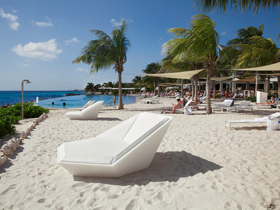 Papagayo Beach Resort