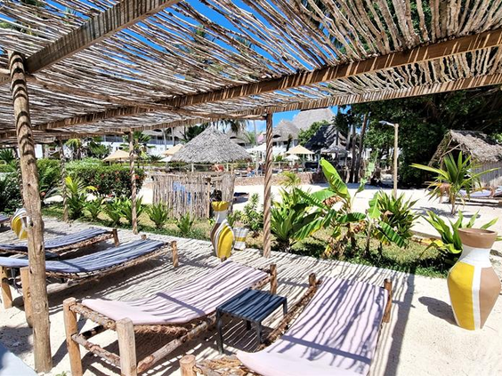 Paradise Beach Resort