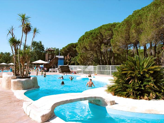 Camping Parc Saint-James Oasis Village