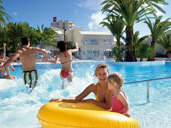 RIU Oliva Beach Resort