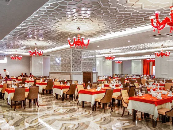Royal Taj Mahal