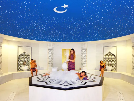 Royal Taj Mahal