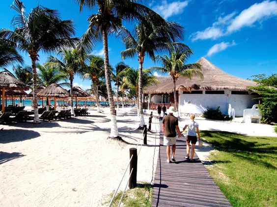 Sandos Caracol Eco Resort & Spa
