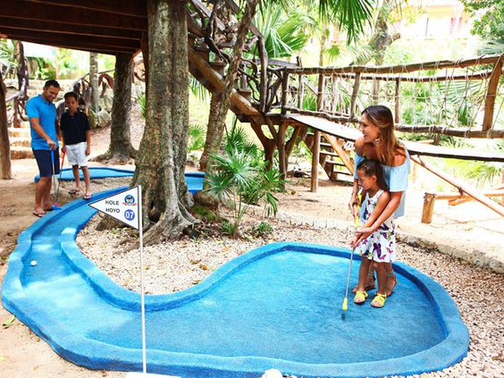 Sandos Playacar Beach Resort & Spa