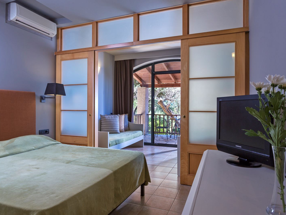 sentido-hotel-aeolos-beach-resort (17).jpg