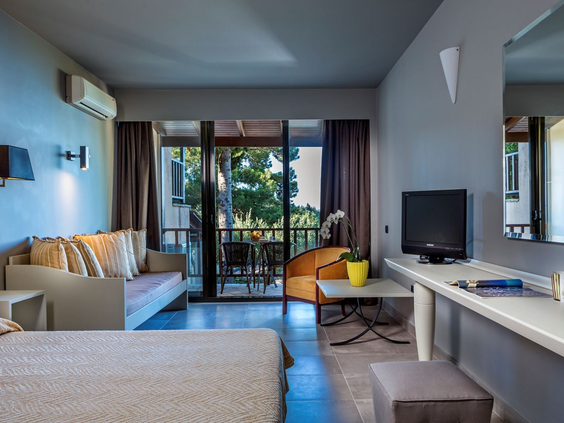 sentido-hotel-aeolos-beach-resort (16).jpg