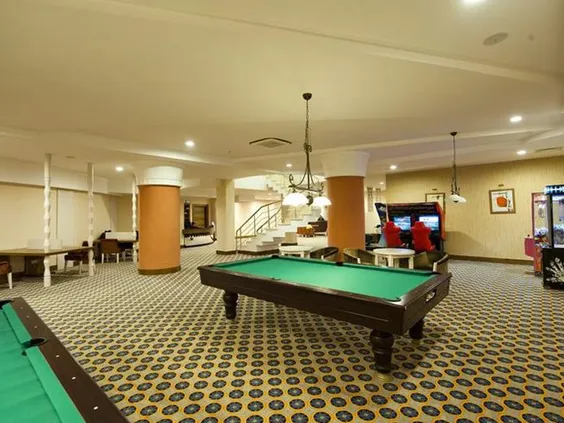 Side Star Resort