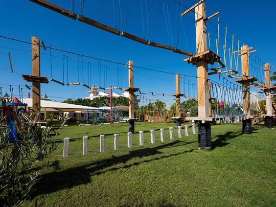 Side Star Resort