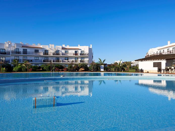Sol Dunas Resort
