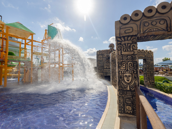 SPLASHWORLD Royalton Splash Riviera Cancun