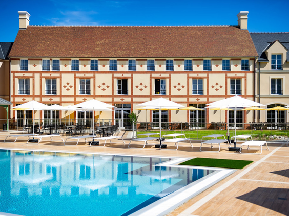 Staycity Aparthotel & Villa Park