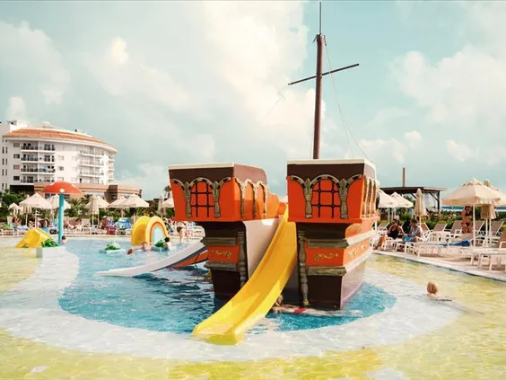 Sea World Resort & Spa