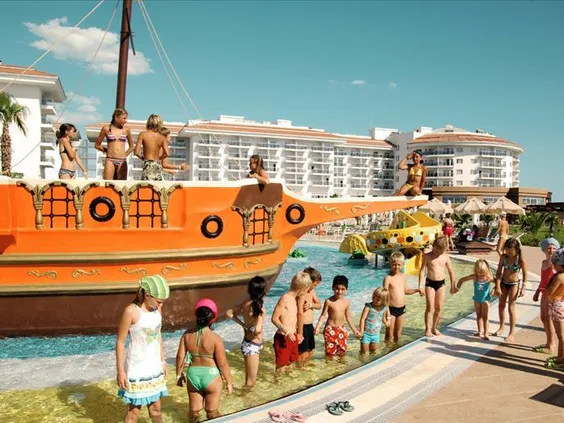 Sea World Resort & Spa