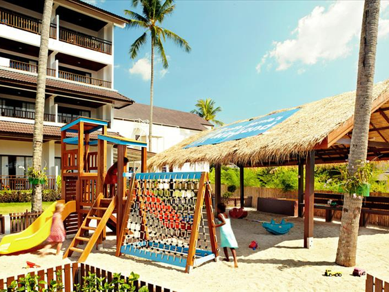 Sunwing Kamala Beach Resort