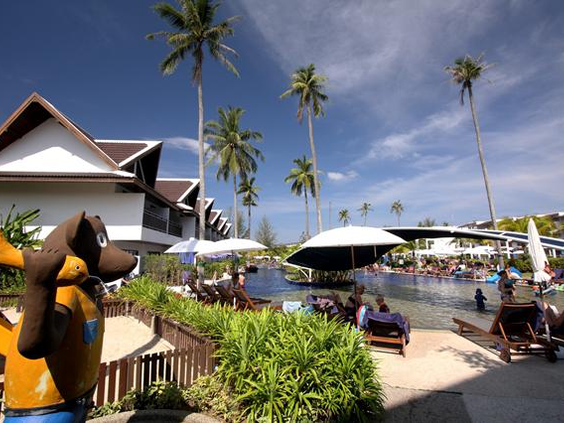 Sunwing Kamala Beach Resort