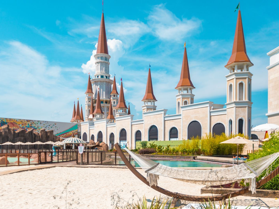 the-land-of-legends-kingdom-hotel (1).jpg