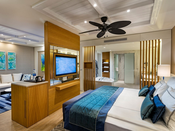 Titanic Luxury Collection Bodrum