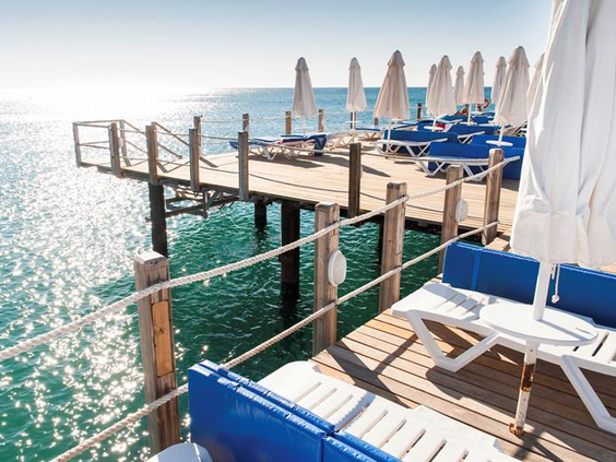 Hotel Blue Waters Club