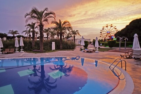 Hotel Sueno Beach