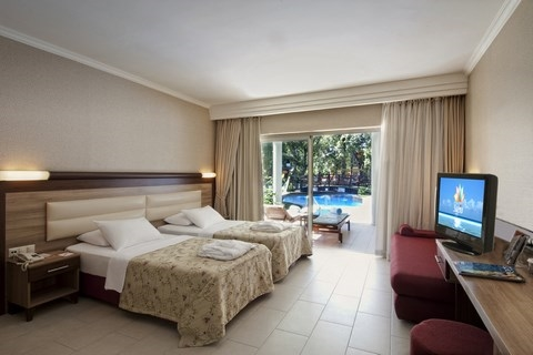 Hotel Sueno Beach