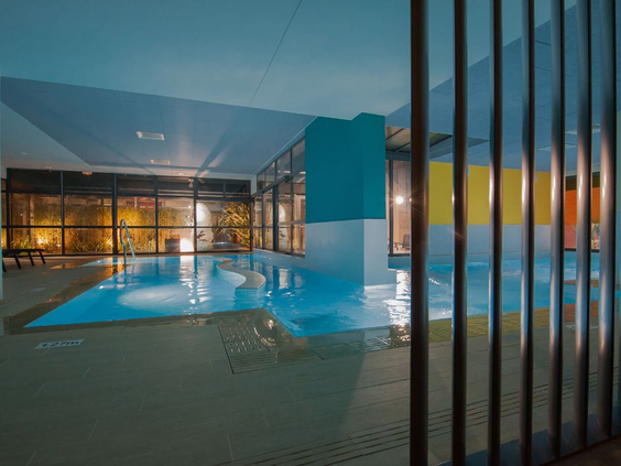 Camping Le Ranolien- binnenzwembad