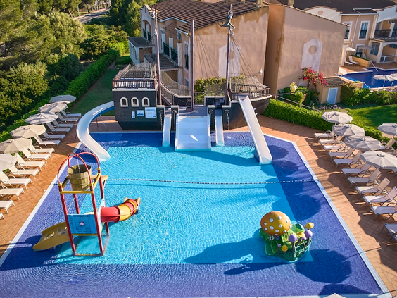 Zafiro Menorca Splash Pool