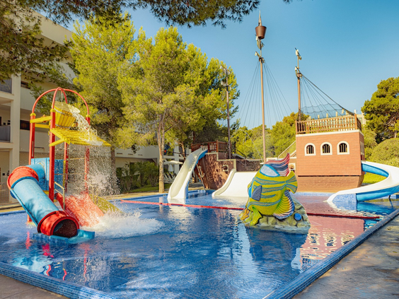 ZafiroPalacePalmanova_Pirate Pool