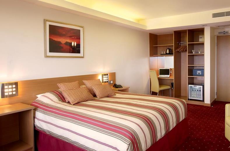St.Giles Hotel