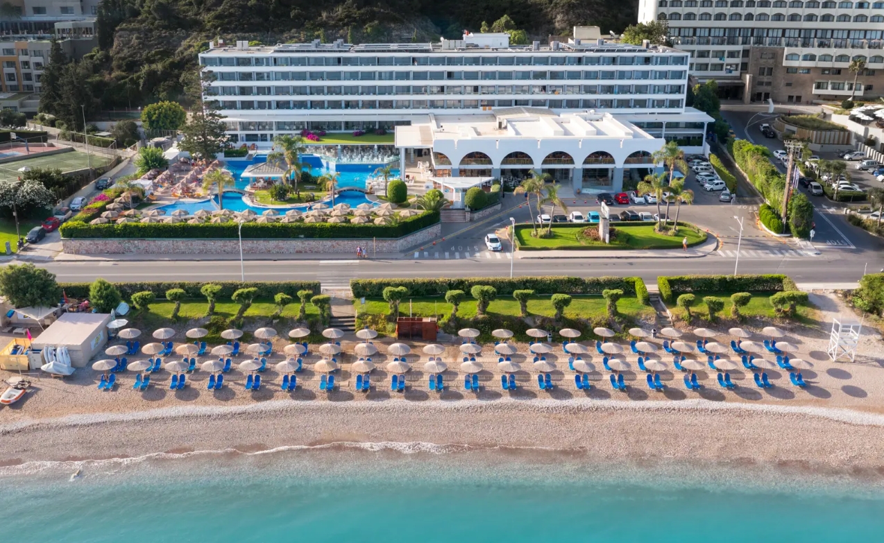 Oceanis Beach