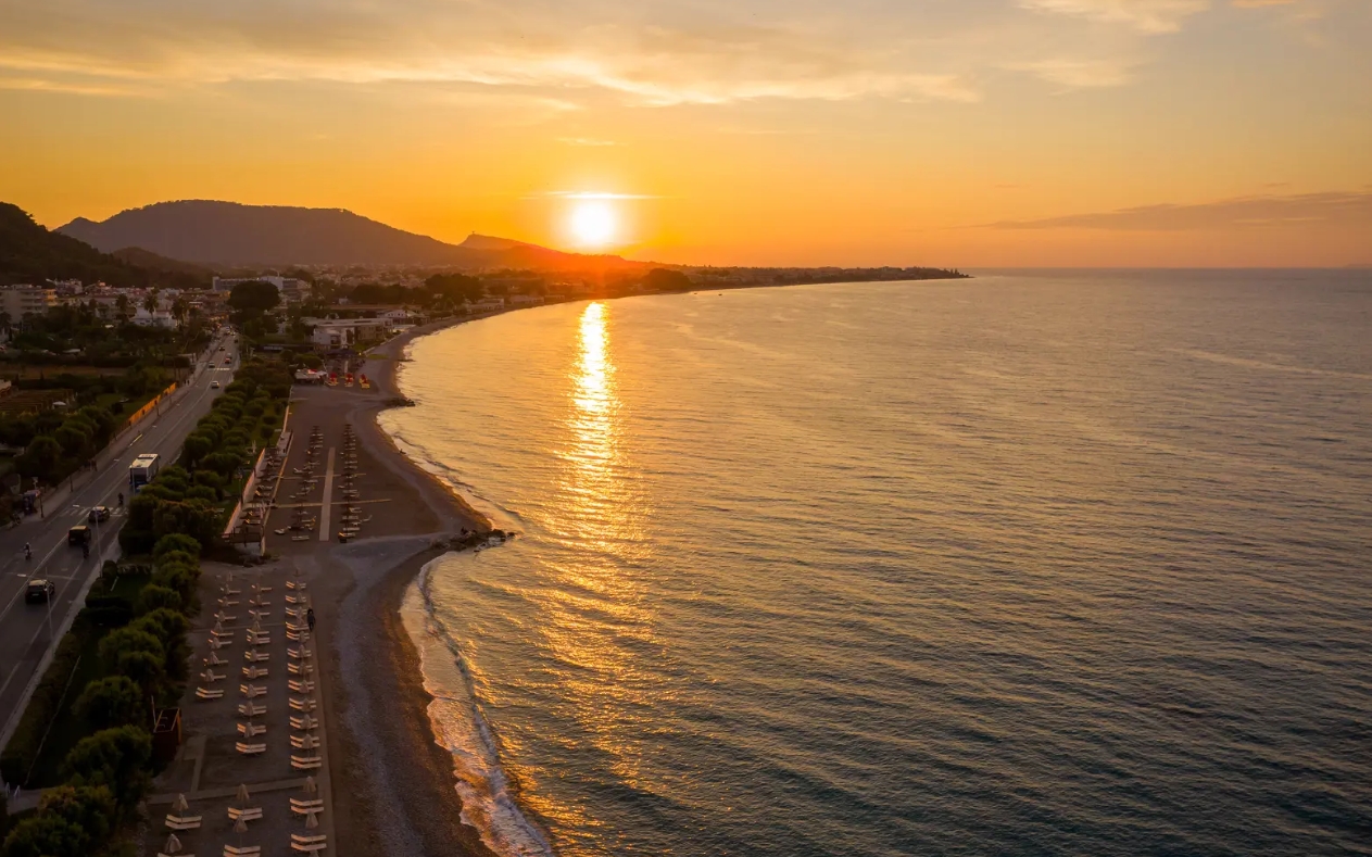 Oceanis Beach