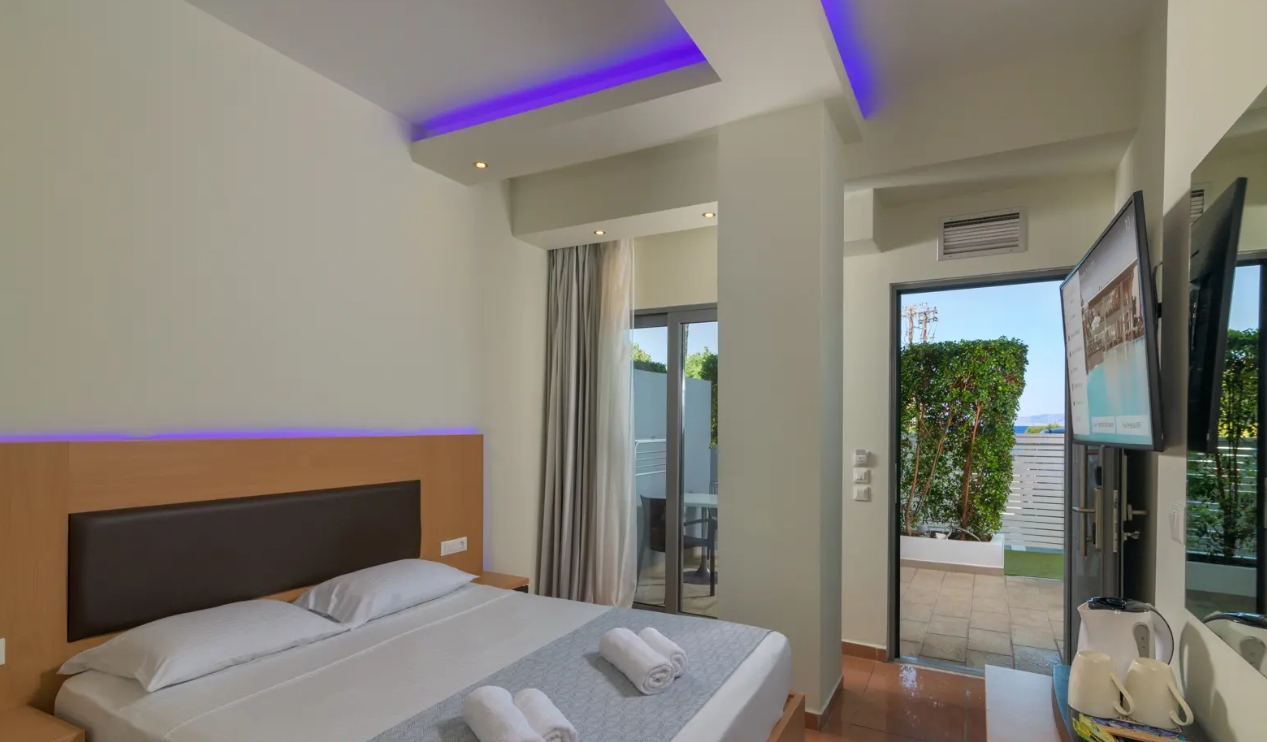 Oceanis Beach
